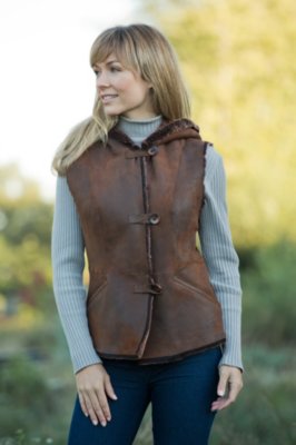 Women's Brynn Hooded Shearling Sheepskin Button Vest | Overland
