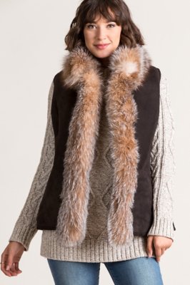 vests with fur trim