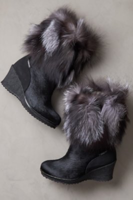 fur boots