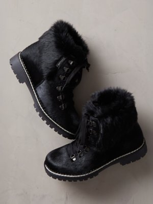 womens black hiker style boots