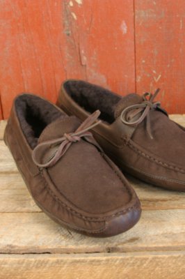 mens ugg byron slippers