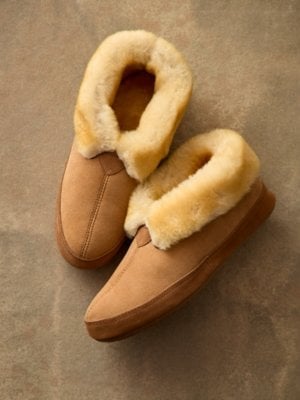 overland slippers
