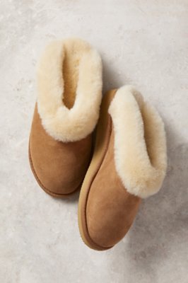 slip on sheepskin slippers