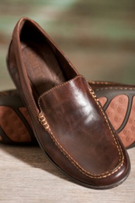 Men�s Born Harmon Canoe Leather Loafers Overland