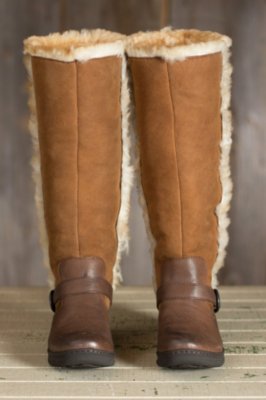 born sheepskin boots