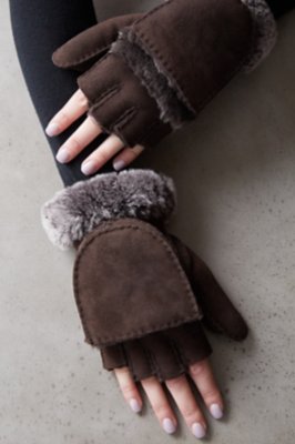 Women’s Spanish Sheepskin Fingerless Gloves with Mitten Flap Overland