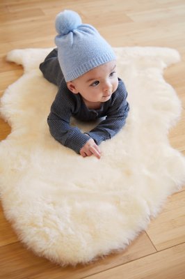 Short Wool Sheepskin Baby Rug Overland