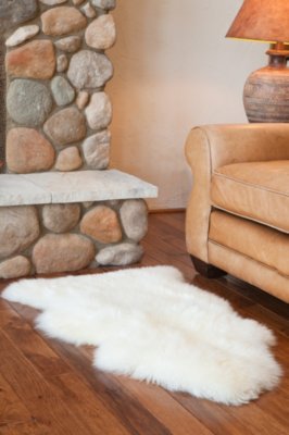 Overland SinglePelt Australian Sheepskin Rug Overland